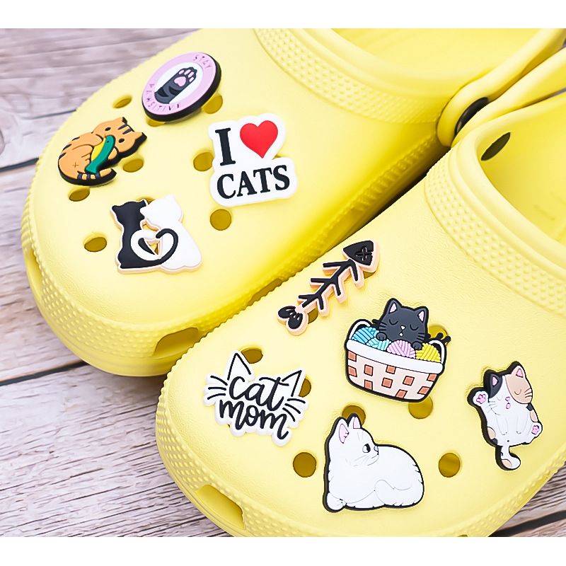 Cute Cats Shoe Charms Pin for  - огляд і ціна Croc Style Clog
