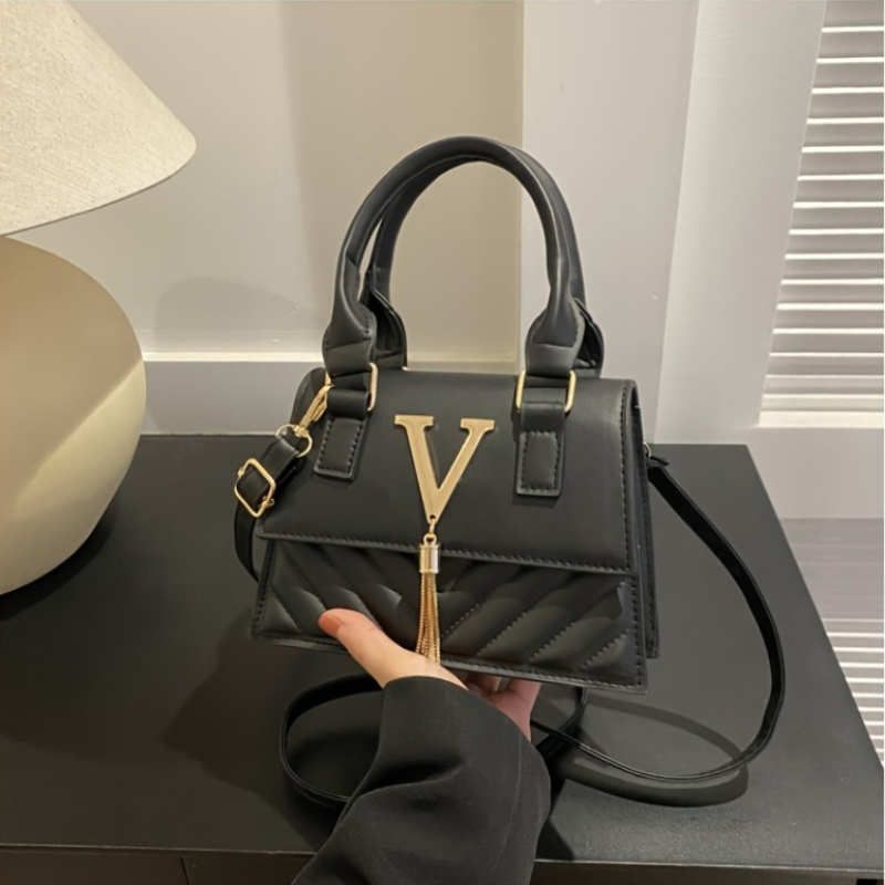 Fashion Quilted Top-Handle Bag - огляд і ціна Women'S Shoes Louis Vuitton