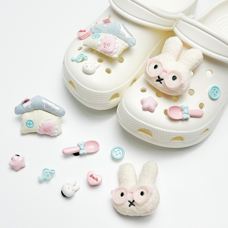 Cute Miffy House Shoe Charms D - огляд і ціна Croc Style Clog