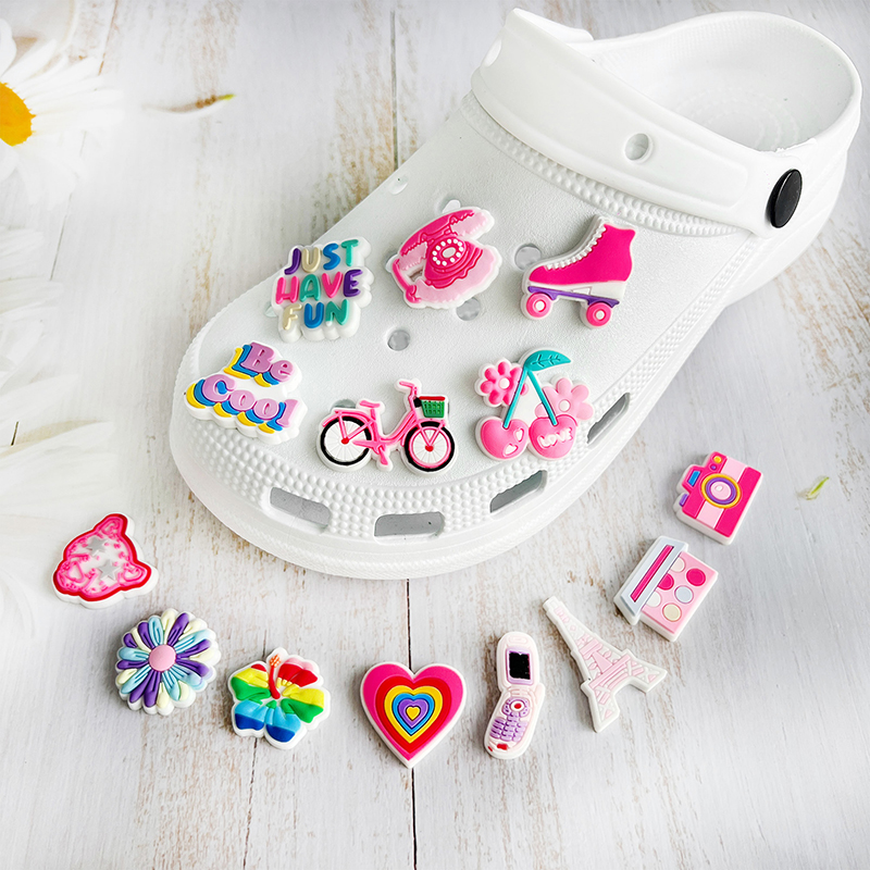 Cute Pink Bow Bicycle Rainbow  - огляд і ціна Croc Style Clog
