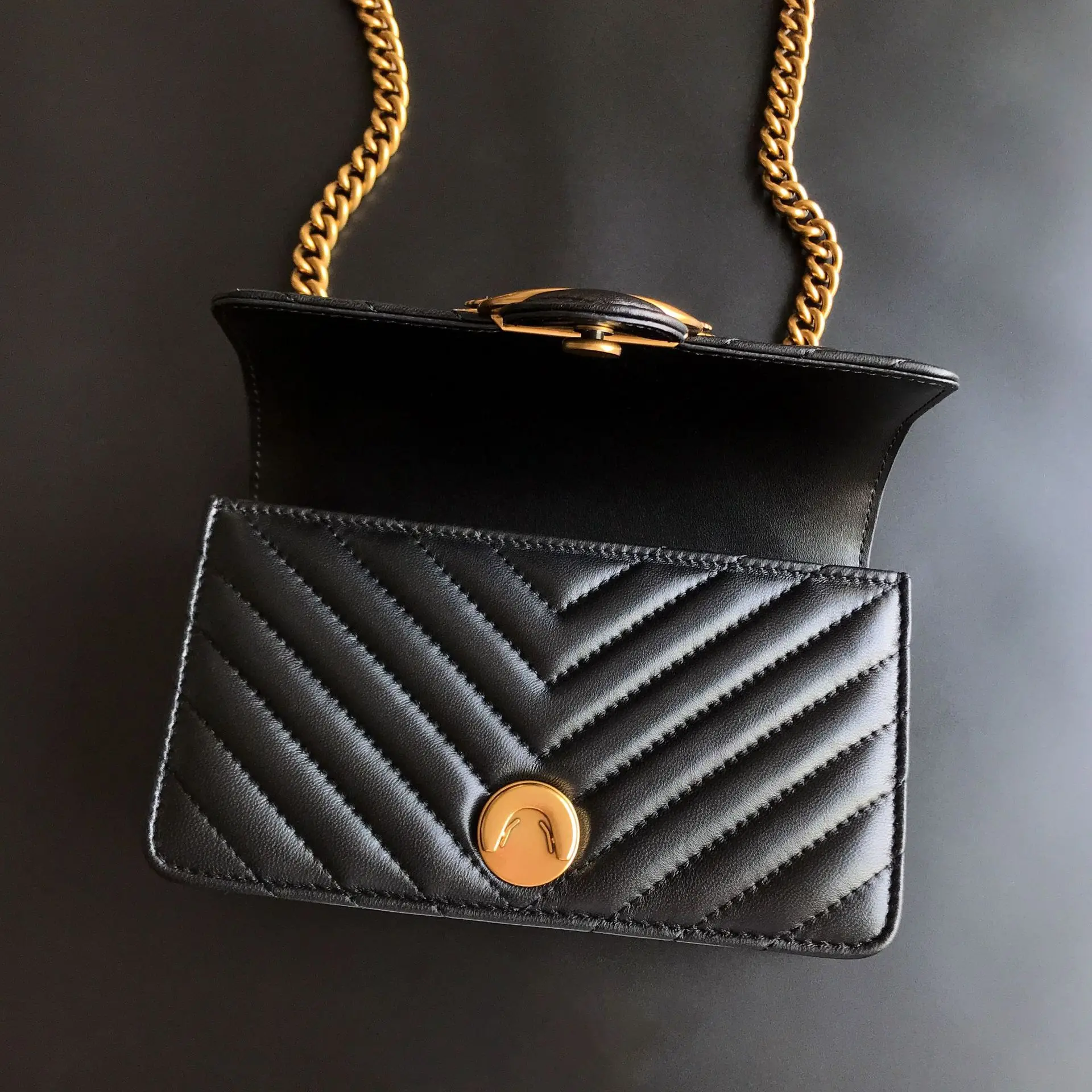 Gift Pinko Same Style V Patter - огляд і ціна Women'S Shoes Louis Vuitton